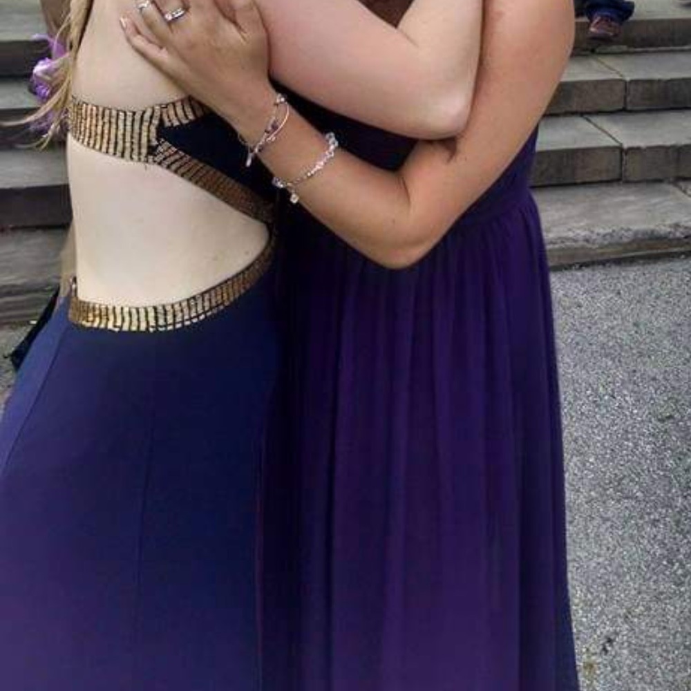 Prom Dress - Picture 3 of 3